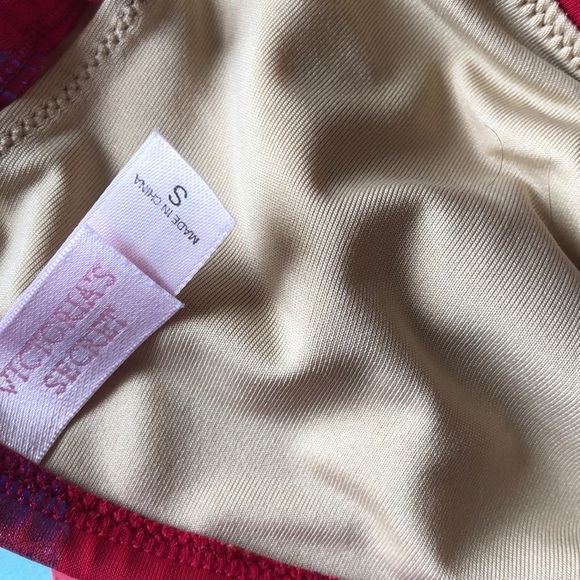 VICTORIAS SECRET Red & Purple Polka Dot Bikini Top - Picture 4 of 4